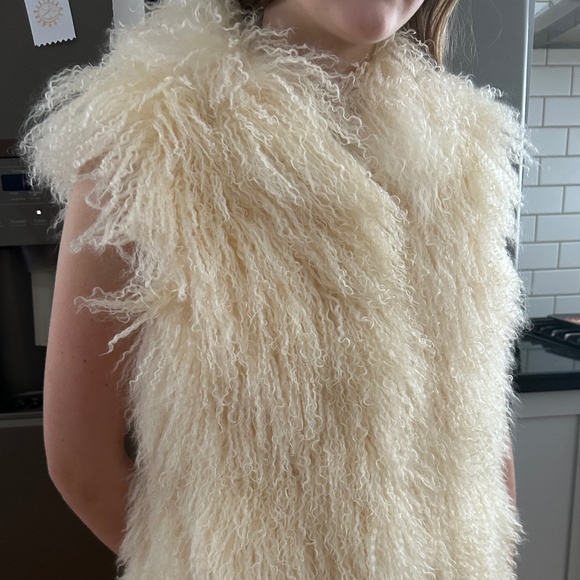 Michael Kors Women's 100% Mongolian Lamb fur  Cropped Vest XS - Picture 1 of 6